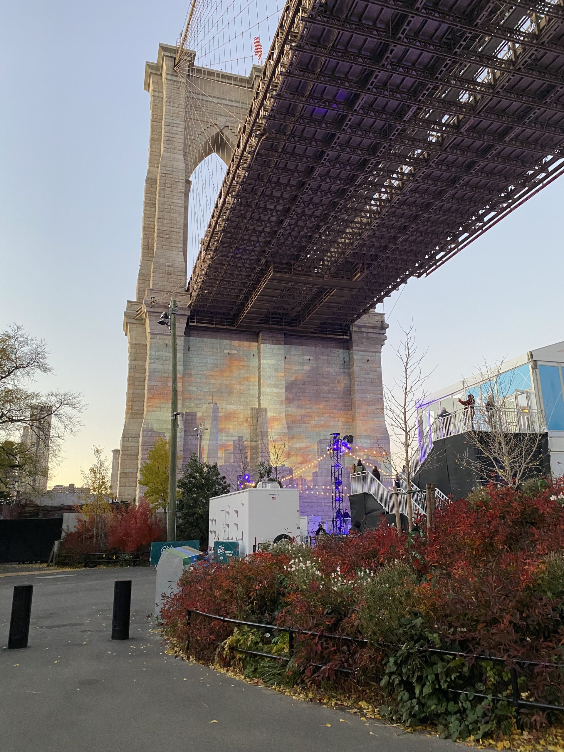 話題の人気 アメリカ ニューヨーク ステンドグラス ブルックリン橋